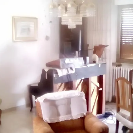 Spacious With Mountain View In