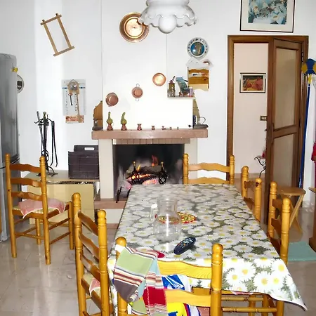 Spacious With Mountain View In